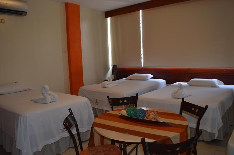 גוויאקיל San Francisco Apart Hotel מראה חיצוני תמונה